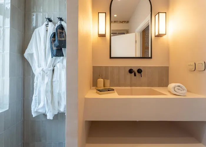 Nest In The Case de vacanță